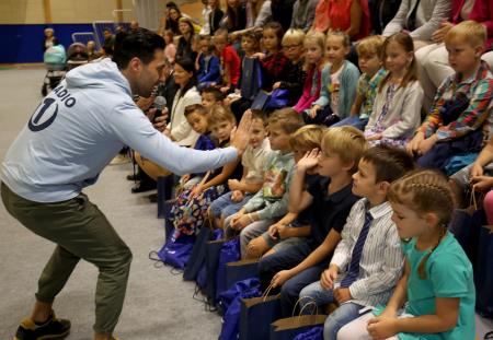 PRVOŠOLČKI RAKEK 19 FOTO LJUBO VUKELIČ
